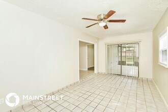 3113 SE Quanset Cir in Stuart, FL - Building Photo - Building Photo
