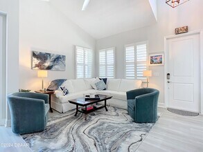 538 High Tide Ln in Daytona Beach, FL - Building Photo - Building Photo