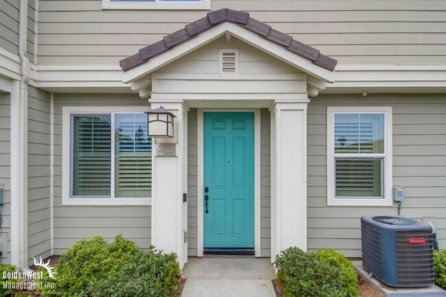 property at 531 Surfbird Ln