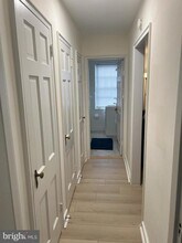 16 Auburn Ct in Alexandria, VA - Foto de edificio - Building Photo