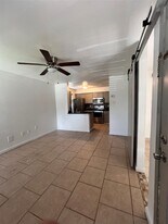 3900 Woodchase Dr in Houston, TX - Building Photo