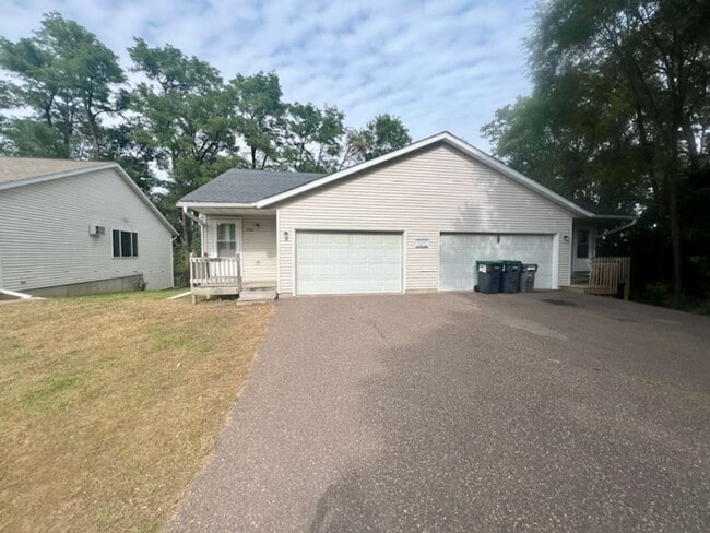 property at 3304-3306 Fenwick Ave