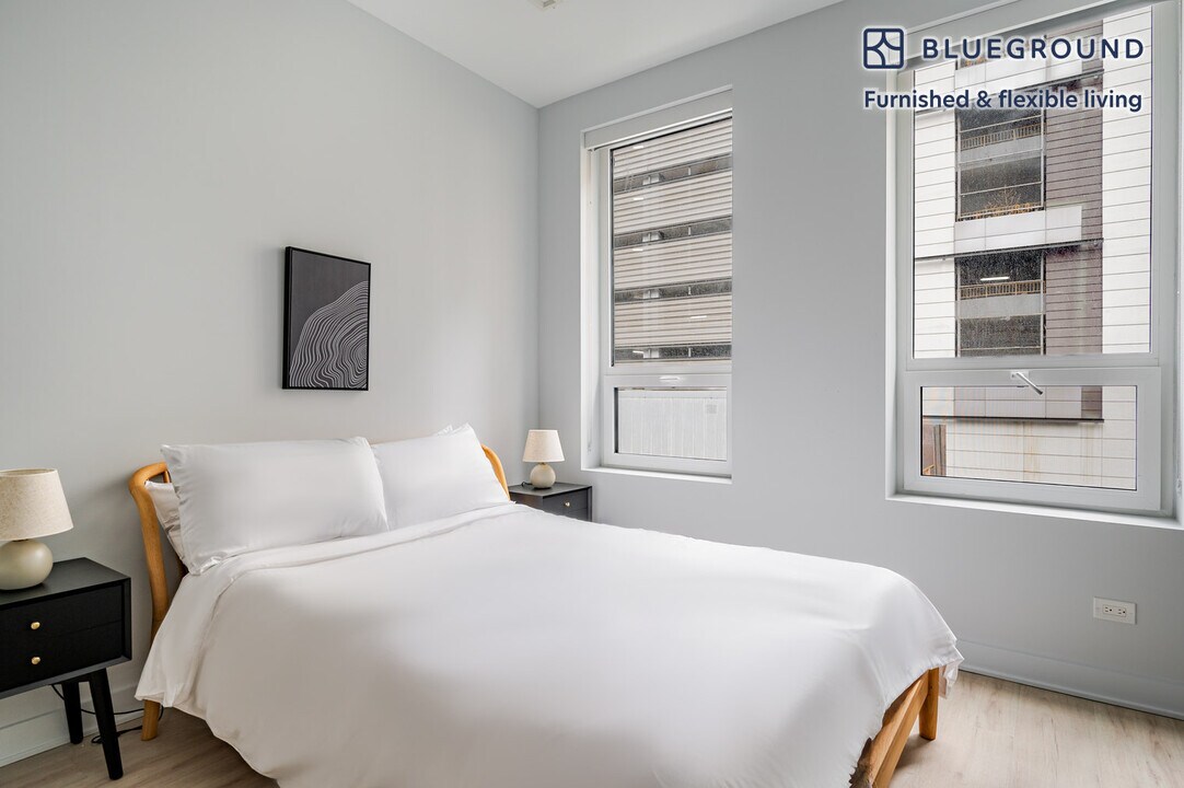 188 N Wells St in Chicago, IL - Building Photo