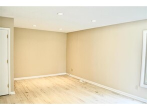 335 Elan Ct in St. Paul, MN - Building Photo - Building Photo