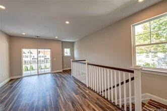 1 Conklin St in Farmingdale, NY - Building Photo - Building Photo