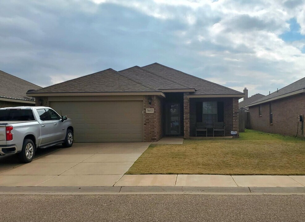 5603 110th St in Lubbock, TX - Building Photo