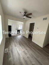 72 S Pine St in Bridgeton, NJ - Building Photo - Building Photo