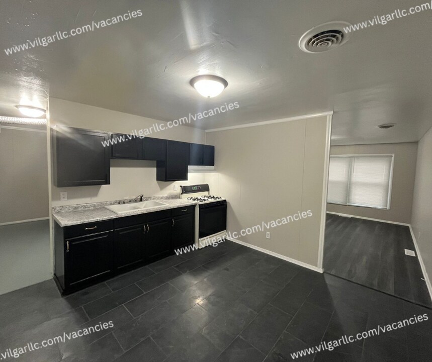 1140 Hamilton Pl in Gary, IN - Building Photo