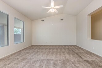24627 N 45th Dr in Glendale, AZ - Building Photo - Building Photo