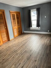 329 Gordon St in Piqua, OH - Foto de edificio - Building Photo