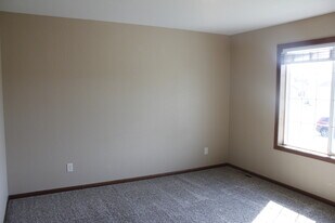 108 Brittany Ave, Unit 1-0707 in Volga, SD - Foto de edificio - Building Photo