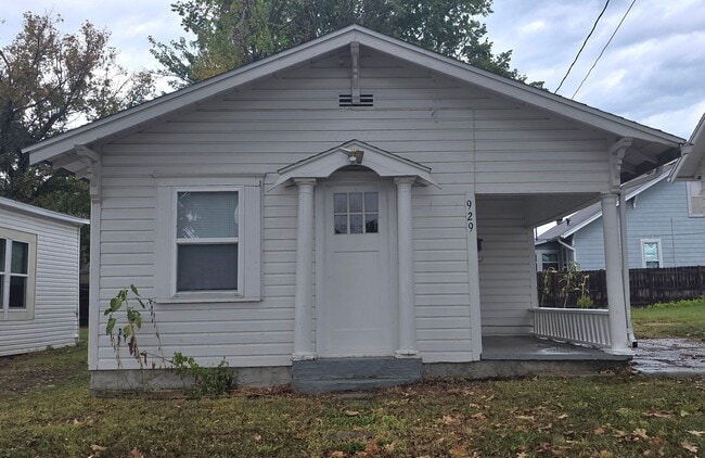 property at 929 E Turner St