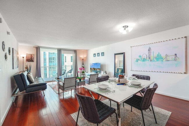 1200 Brickell Bay Dr