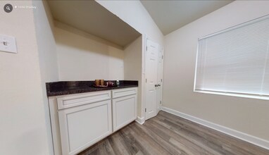 1694 Sharkey St in Tallahassee, FL - Building Photo - Building Photo