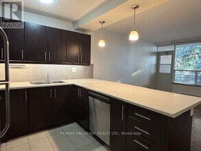 134 Lawton Blvd in Toronto, ON - Building Photo - Building Photo