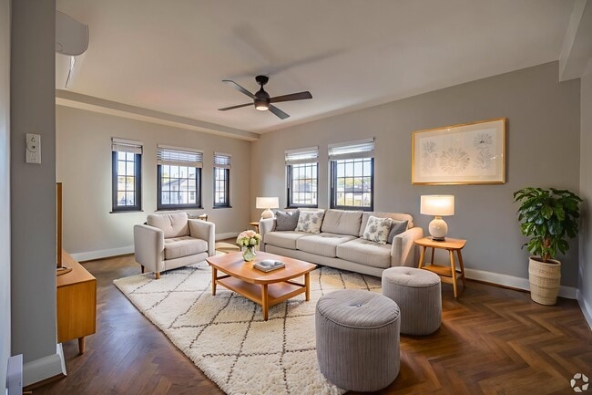 Hyde Park Terrace in Cincinnati, OH - Foto de edificio - Building Photo