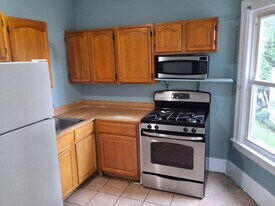 714 Main St, Unit 1E in Poughkeepsie, NY - Building Photo