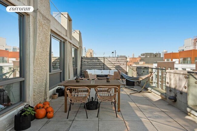 247 N 7th St in Brooklyn, NY - Building Photo - Building Photo