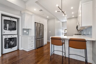 33 Condor St-Unit -3 in Boston, MA - Building Photo - Building Photo