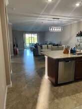 9125 Glenforest Dr in Naples, FL - Building Photo - Building Photo