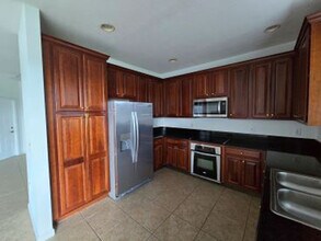 7070 Venice Way in Naples, FL - Building Photo - Building Photo
