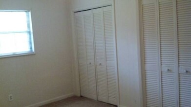 6924 E Emory Rd in Knoxville, TN - Building Photo - Building Photo