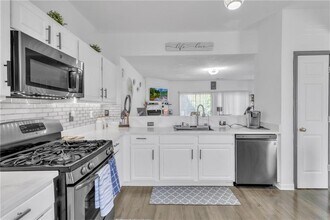 2713 Ashleigh Ln in Alpharetta, GA - Building Photo - Building Photo