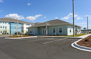 Pelican Pointe Apartments