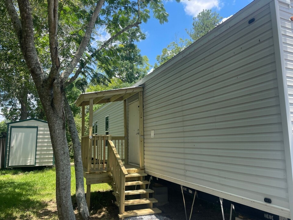 12465 Canal Rd in Gulfport, MS - Building Photo