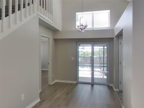 1714 Tarah Trace Dr in Brandon, FL - Building Photo - Building Photo