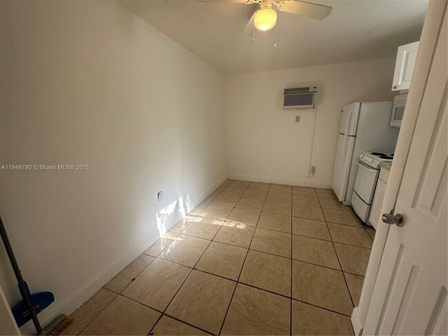 property at 559 NW 44th St