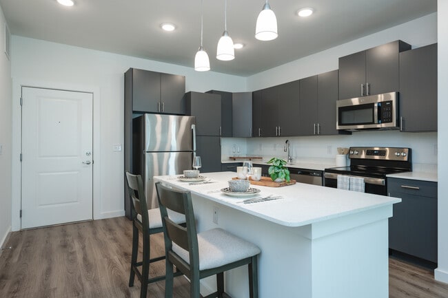 The Alston in Greenville, SC - Foto de edificio - Interior Photo