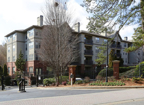 Carlyle Ridge Apartments