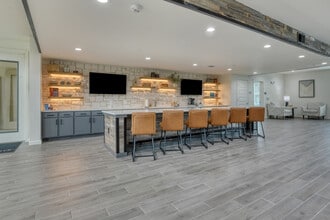 Sunstone Apartments in San Antonio, TX - Building Photo - Building Photo