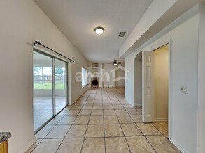12639 Longcrest Dr in Riverview, FL - Building Photo - Building Photo