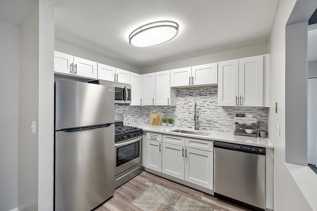 Arbor Haus Apartments - Ann Arbor, MI