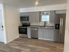 150 N Main St, Unit B-205-2 in Mansfield, PA - Building Photo - Building Photo