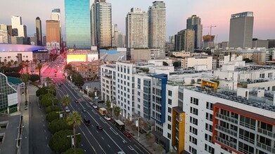 1400 FIG Apartments in Los Angeles, CA - Building Photo - Building Photo