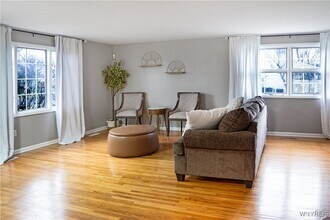 193 Thistle Lea in Buffalo, NY - Building Photo - Building Photo