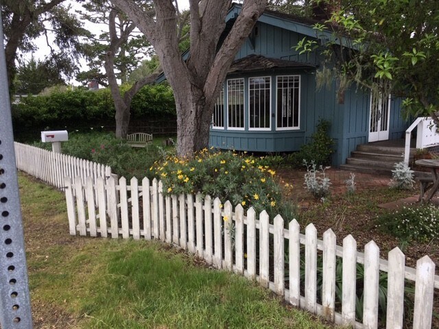 700 Alder St in Pacific Grove, CA - Building Photo