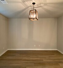 221 Buckhorn Cir in Weaver, AL - Building Photo - Building Photo