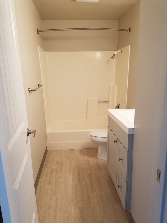 416 E Hugus St Photo