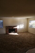 7904 Animas Ct in Bakersfield, CA - Building Photo - Building Photo