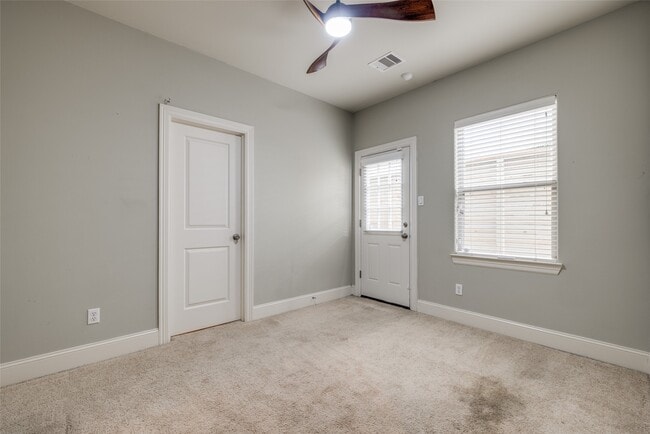 property at 2915 Pease St