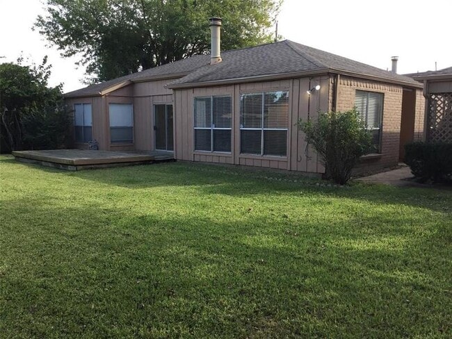 7511 Marisol Dr