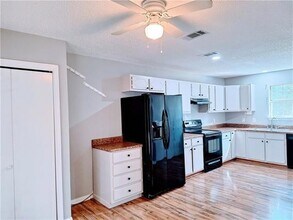 26367 Sunrise Lake Dr in Lacombe, LA - Building Photo - Building Photo