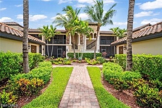 28031 Bridgetown Ct in Bonita Springs, FL - Foto de edificio - Building Photo