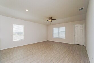 211 TX-211 in San Antonio, TX - Building Photo - Building Photo