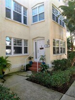260 15th Ave NE in St. Petersburg, FL - Building Photo