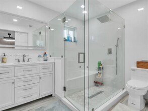 13821 SW 14th St in Miami, FL - Building Photo - Building Photo